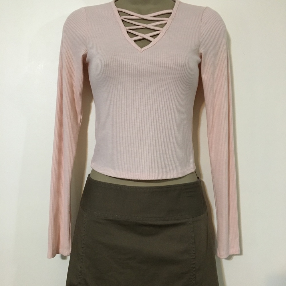 GB crop long sleeve top. Size XS. - Picture 3 of 6